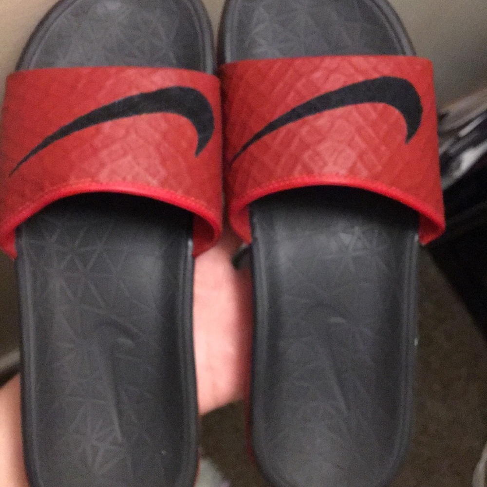 Nike slides